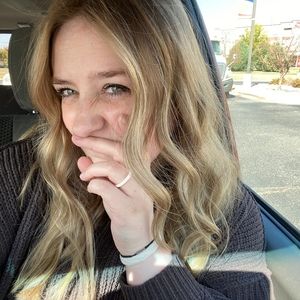 Meet your Posher, Erin